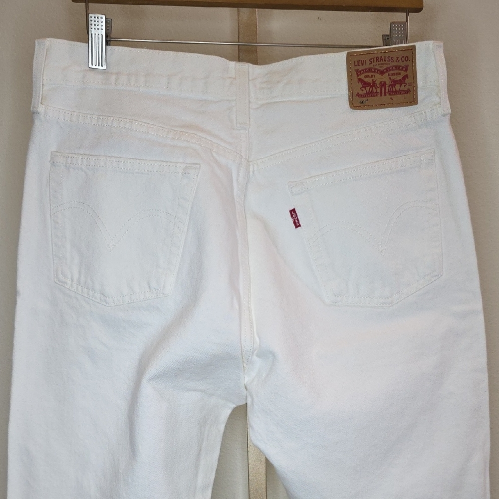 Women'sv Levi's Crisp White Jeans